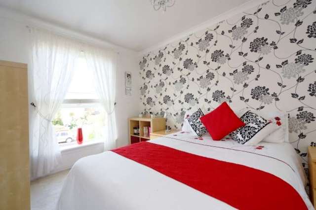  Image of 3 bedroom End of Terrace for sale in Kingfisher Gardens Glasgow G13 at Kingfisher Gardens  Glasgow, G13 4QP