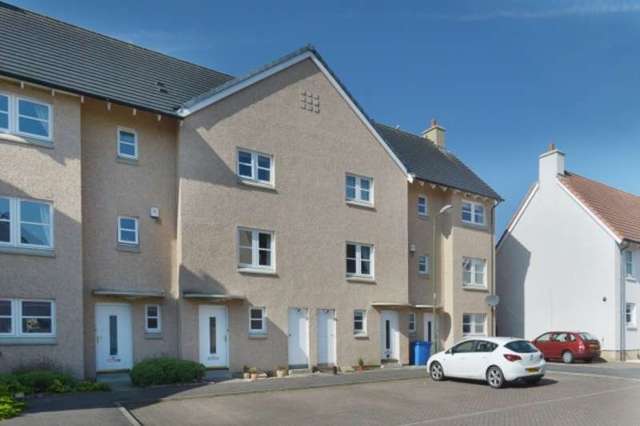  Image of 3 bedroom Town House for sale in Hillside Grove Bo