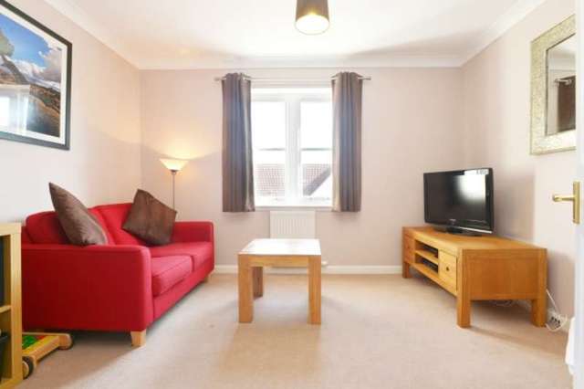  Image of 3 bedroom Town House for sale in Hillside Grove Bo