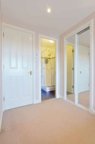  Image of 3 bedroom Town House for sale in Hillside Grove Bo