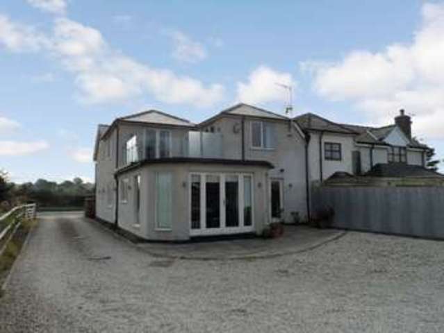  Image of 4 bedroom Detached house to rent in Overton Road Bangor-on-Dee Wrexham LL13 at Overton Road Bangor-On-Dee Wrexham, LL13 0DA