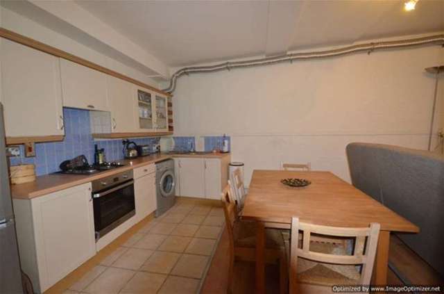  Image of 1 bedroom Flat for sale in Institute Place London E8 at Hackney, E8 1JZ