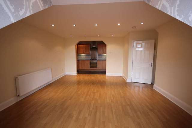  Image of 2 bedroom Apartment to rent in Acres Lane Stalybridge SK15 at Acres Lane  Stalybridge, SK15 2JU