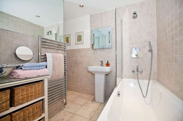  Image of 2 bedroom Flat for sale in Acton Lane London W4 at Chiswick, W4 5ED