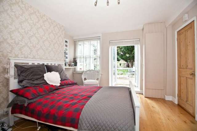  Image of 2 bedroom Flat for sale in Acton Lane London W4 at Chiswick, W4 5ED