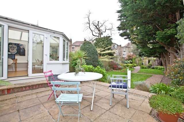  Image of 2 bedroom Flat for sale in Acton Lane London W4 at Chiswick, W4 5ED