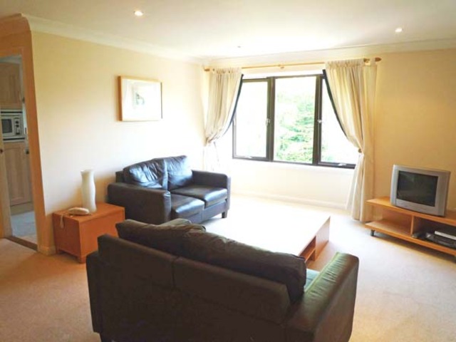  Image of 2 bedroom Flat to rent in Albert Lane Aberdeen AB25 at West End Aberdeen Aberdeen, AB25 1SY