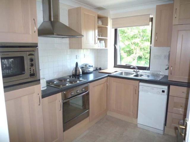  Image of 2 bedroom Flat to rent in Albert Lane Aberdeen AB25 at West End Aberdeen Aberdeen, AB25 1SY