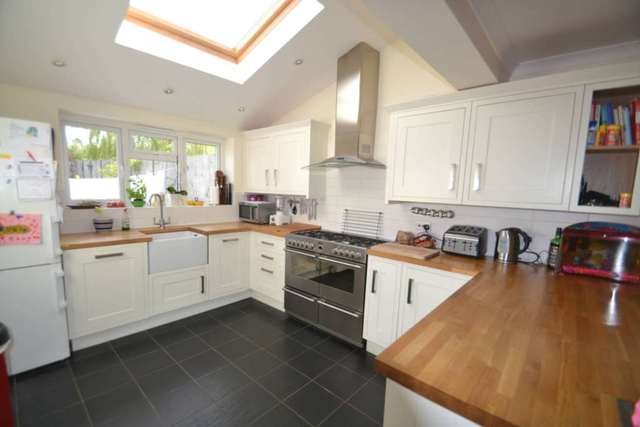  Image of 4 bedroom Semi-Detached house to rent in Albert Road Epsom KT17 at Albert Road  Epsom, KT17 4EQ