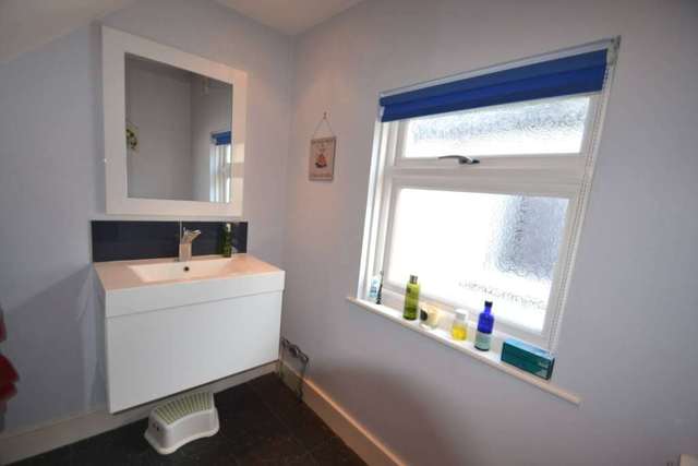  Image of 4 bedroom Semi-Detached house to rent in Albert Road Epsom KT17 at Albert Road  Epsom, KT17 4EQ