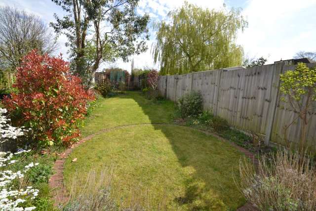  Image of 4 bedroom Semi-Detached house to rent in Albert Road Epsom KT17 at Albert Road  Epsom, KT17 4EQ