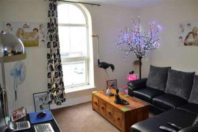  Image of 1 bedroom Flat for sale in Albion Terrace Bridlington YO15 at Albion Terrace BRIDLINGTON BRIDLINGTON, YO15 2PJ