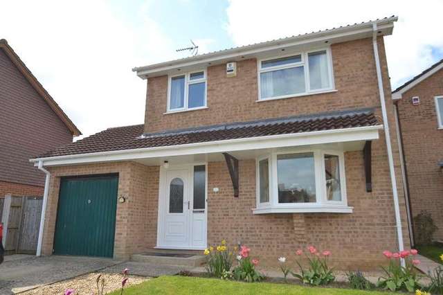  Image of 3 bedroom Detached house for sale in Gilbert Close Alderholt Fordingbridge SP6 at Alderholt Fordingbridge, SP6 3LU