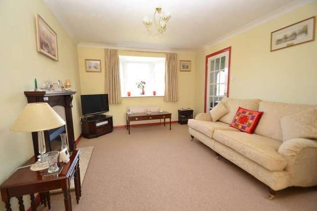  Image of 3 bedroom Detached house for sale in Gilbert Close Alderholt Fordingbridge SP6 at Alderholt Fordingbridge, SP6 3LU