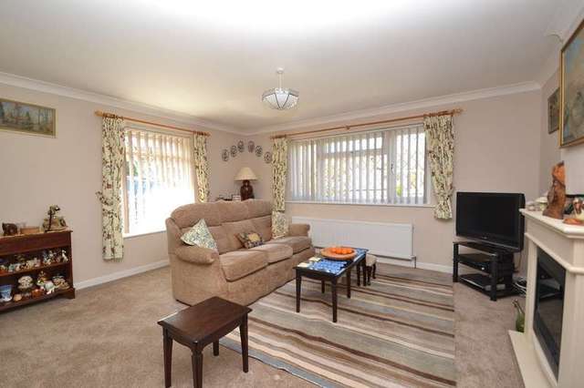  Image of 3 bedroom Detached house for sale in Broomfield Drive Alderholt Fordingbridge SP6 at Alderholt, SP6 3HY
