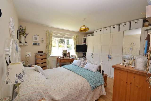  Image of 3 bedroom Detached house for sale in Harts Rise Alderholt Fordingbridge SP6 at Alderholt Fordingbridge, SP6 3AP