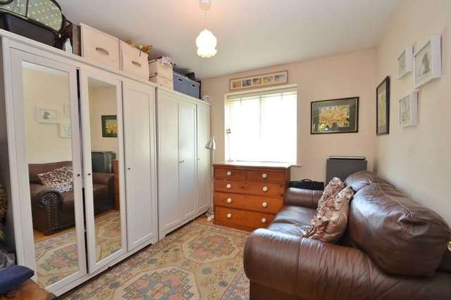  Image of 3 bedroom Detached house for sale in Harts Rise Alderholt Fordingbridge SP6 at Alderholt Fordingbridge, SP6 3AP