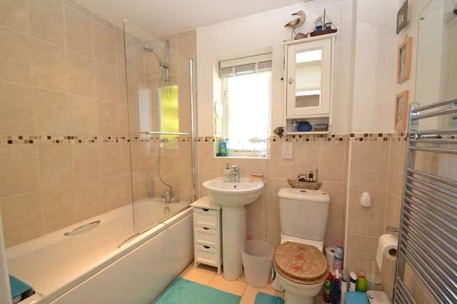  Image of 3 bedroom Detached house for sale in Harts Rise Alderholt Fordingbridge SP6 at Alderholt Fordingbridge, SP6 3AP