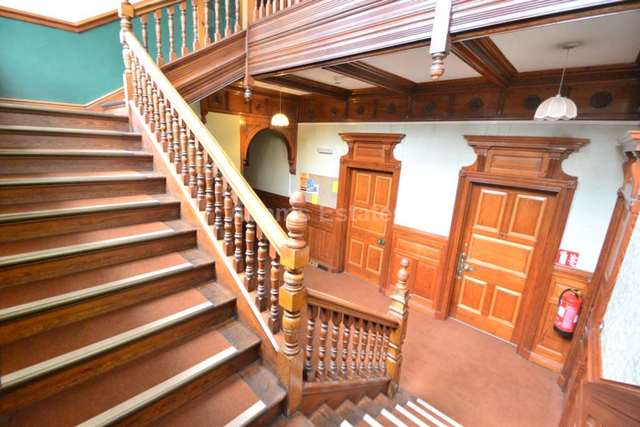  Image of 1 bedroom Flat to rent in Allcroft Road Reading RG1 at Allcroft Road  Reading, RG1 5DJ