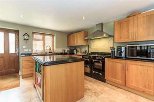  Image of 4 bedroom Detached house for sale in Alvescot Road Black Bourton Bampton OX18 at Black Bourton Bampton Black Bourton, OX18 2PP