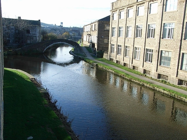  Image of 2 bedroom Apartment to rent in Dock Lane Shipley BD17 at Amber Wharf  Dock Lane, Shipley, BD17 7BX