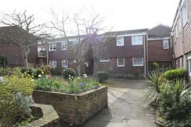  Image of 1 bedroom Property for sale in Ambleside Bromley BR1 at Ambleside Bromley Bromley, BR1 4DN