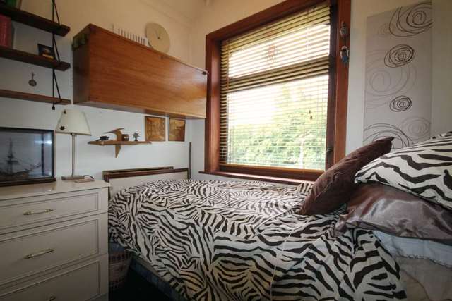  Image of 3 bedroom Detached house for sale in Anstey Lane Leicester LE4 at Anstey Lane  Leicester, LE4 0FH