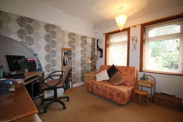  Image of 3 bedroom Detached house for sale in Anstey Lane Leicester LE4 at Anstey Lane  Leicester, LE4 0FH