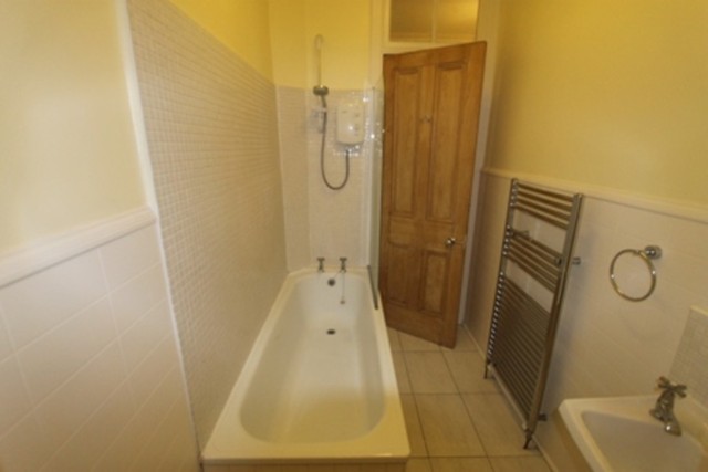  Image of 2 bedroom Flat to rent in Armadale Street Dennistoun Glasgow G31 at Dennistoun Glasgow Glasgow, G31 2PS
