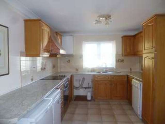  Image of 3 bedroom Semi-Detached house for sale in August End George Green Slough SL3 at August End George Green Slough, SL3 6RP