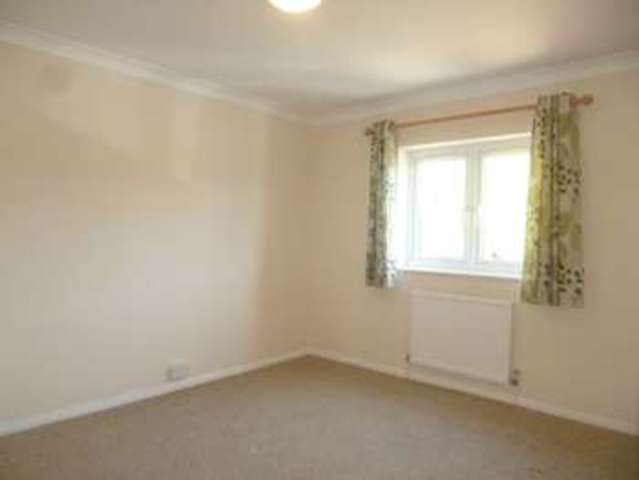 Image of 3 bedroom Semi-Detached house for sale in August End George Green Slough SL3 at August End George Green Slough, SL3 6RP
