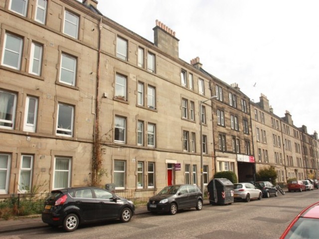  Image of 1 bedroom Flat to rent in Balcarres Street Edinburgh EH10 at Morningside, EH10 5JQ