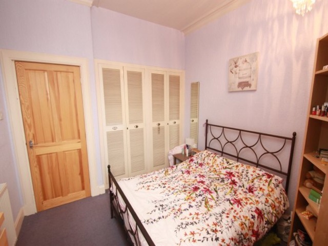  Image of 1 bedroom Flat to rent in Balcarres Street Edinburgh EH10 at Morningside, EH10 5JQ
