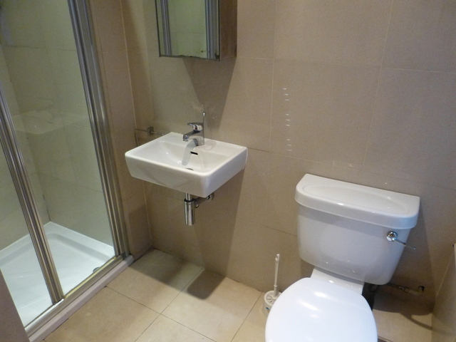 Image of Studio flat to rent in Ballards Lane London N3 at FINCHLEY CENTRAL  LONDON, N3 2DN
