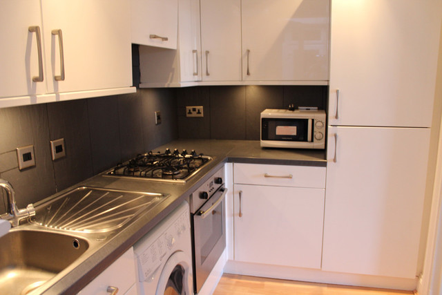  Image of Studio flat to rent in Ballards Lane London N3 at Ballards Lane Finchley London, N3 2DN