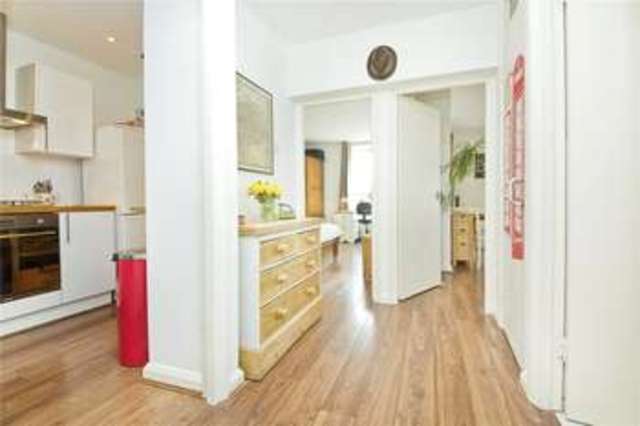  Image of 1 bedroom Flat for sale in Banbury Road London E9 at South Hackney London Victoria Park, E9 7ED