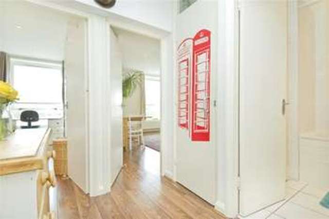  Image of 1 bedroom Flat for sale in Banbury Road London E9 at South Hackney London Victoria Park, E9 7ED