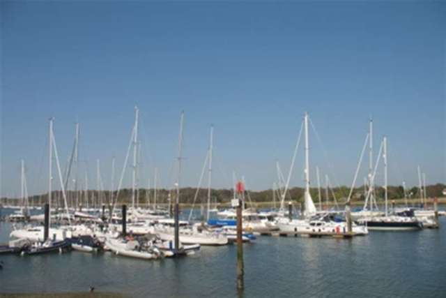  Image of 1 bedroom Detached house to rent in Baron Road Hamble Southampton SO31 at Southampton, SO31 4RN
