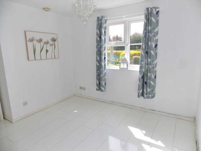  Image of 1 bedroom Apartment to rent in Barry Road London E6 at Barry Road Beckton London, E6 5TA