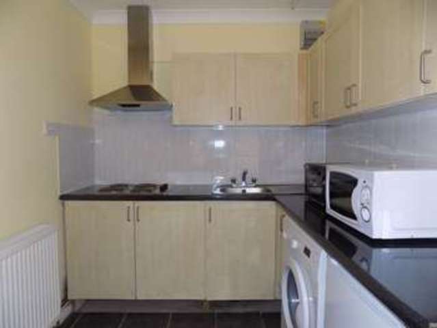  Image of 1 bedroom Flat to rent in Beaumont Road Slough SL2 at Beaumont Road  Slough, SL2 1NG