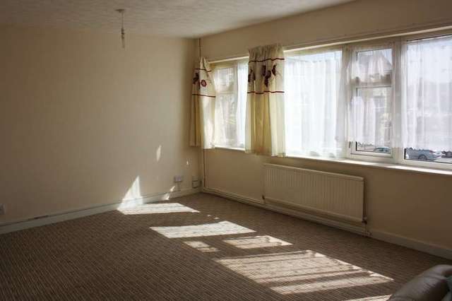  Image of 3 bedroom Maisonette to rent in Bedwell Crescent Stevenage SG1 at Stevenage, SG1 1NA