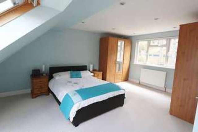  Image of 4 bedroom Terraced house for sale in Beechwood Road Caterham CR3 at Beechwood Road  Caterham, CR3 6NE