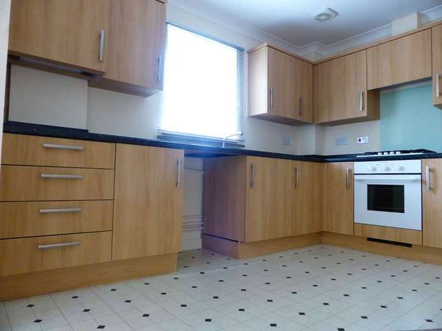 Image of 2 bedroom Flat for sale in Belfry Drive Hoo Rochester ME3 at Hoo, ME3 9JG