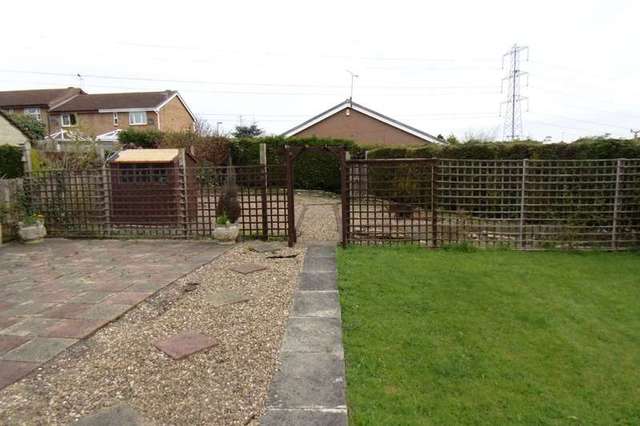  Image of 2 bedroom Semi-Detached house to rent in Bevin Crescent Outwood Wakefield WF1 at Outwood Wakefield Outwood, WF1 3ER