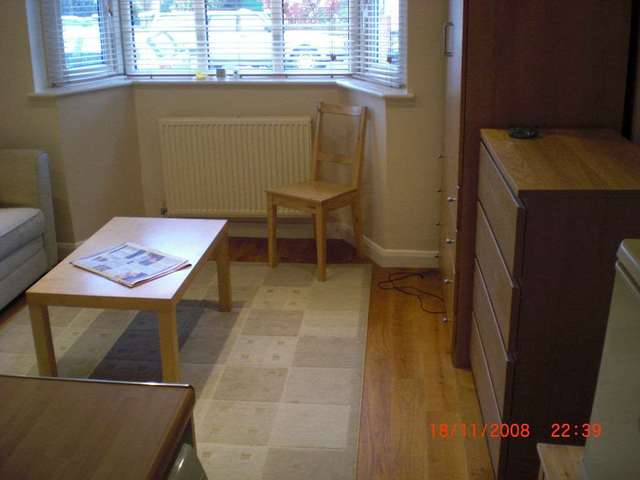  Image of Studio flat to rent in Bicester Road Richmond TW9 at Richmond TW9 4QN Richmond, TW9 4QN