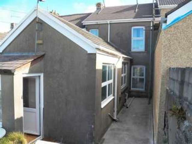  Image of 3 bedroom Property for sale in Bigyn Road Llanelli SA15 at Bigyn Road Llanelli Llanelli, SA15 1NY