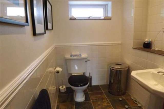  Image of 4 bedroom Detached house to rent in Birkdale Close Macclesfield SK10 at Macclesfield, SK10 2UA