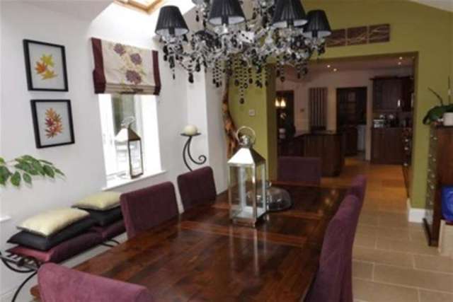  Image of 4 bedroom Detached house to rent in Birkdale Close Macclesfield SK10 at Macclesfield, SK10 2UA