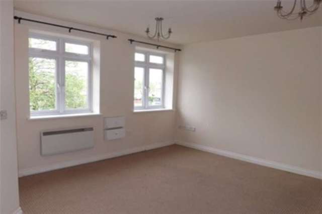  Image of 2 bedroom Flat to rent in Birmingham New Road Coseley Bilston WV14 at Bilston, WV14 9PR
