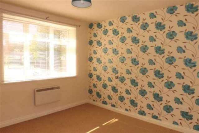  Image of 2 bedroom Flat to rent in Birmingham New Road Coseley Bilston WV14 at Bilston, WV14 9PR